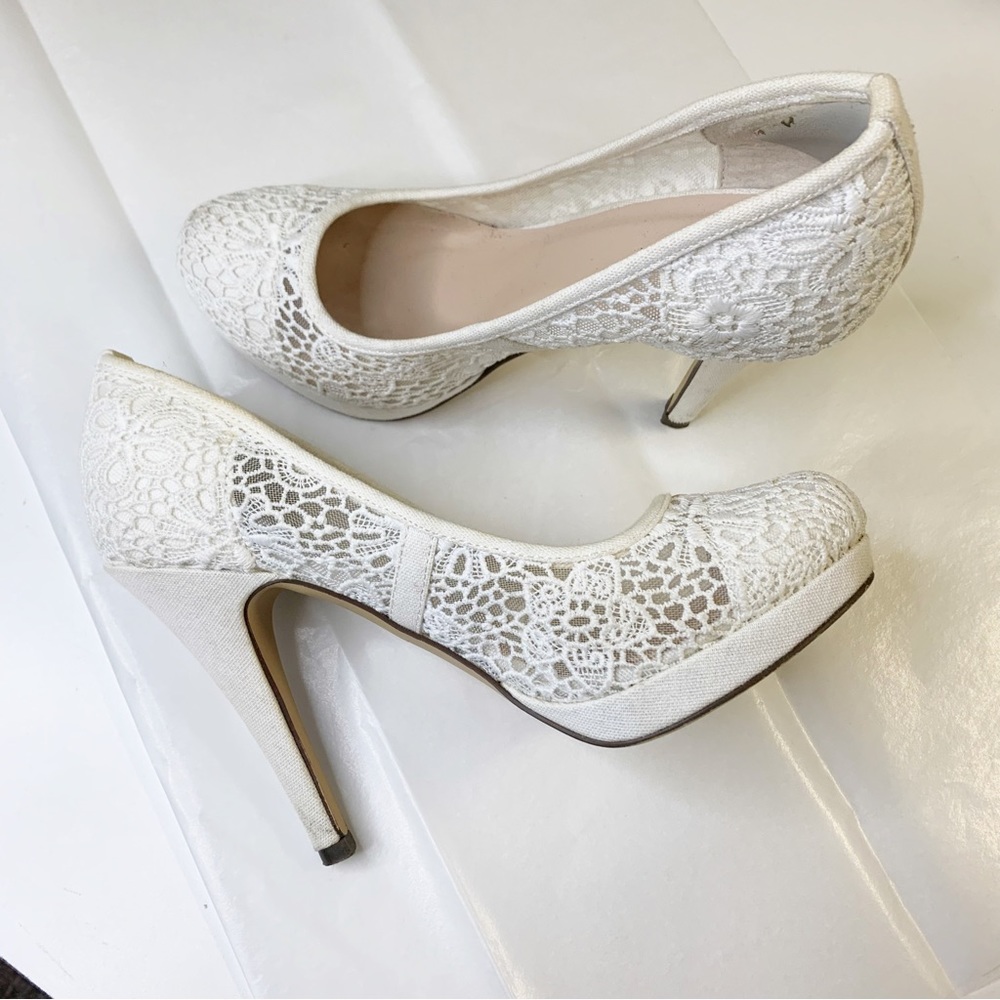 Call It Spring White Lace and Mesh Heels Size 8